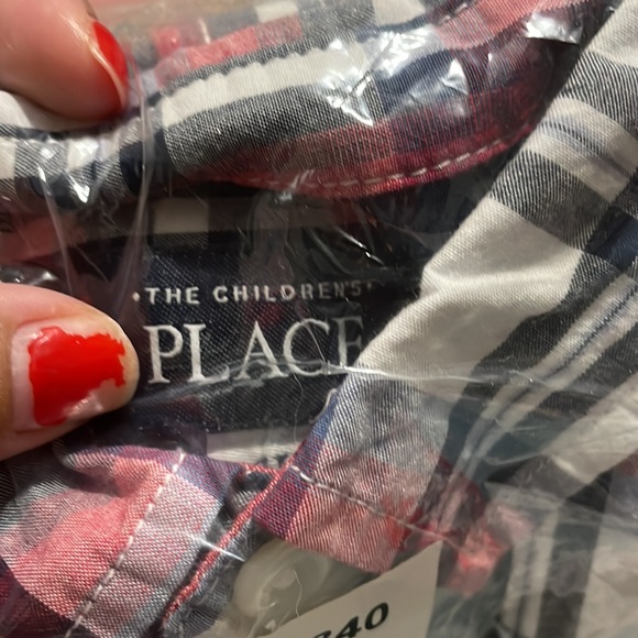 New childrens place boys plaid button up - Picture 2 of 2